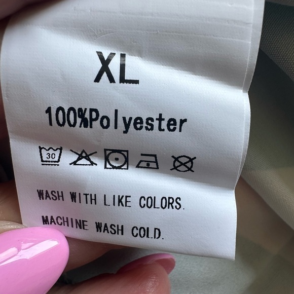 Green and White Leaf Print Dress - Picture 4 of 9